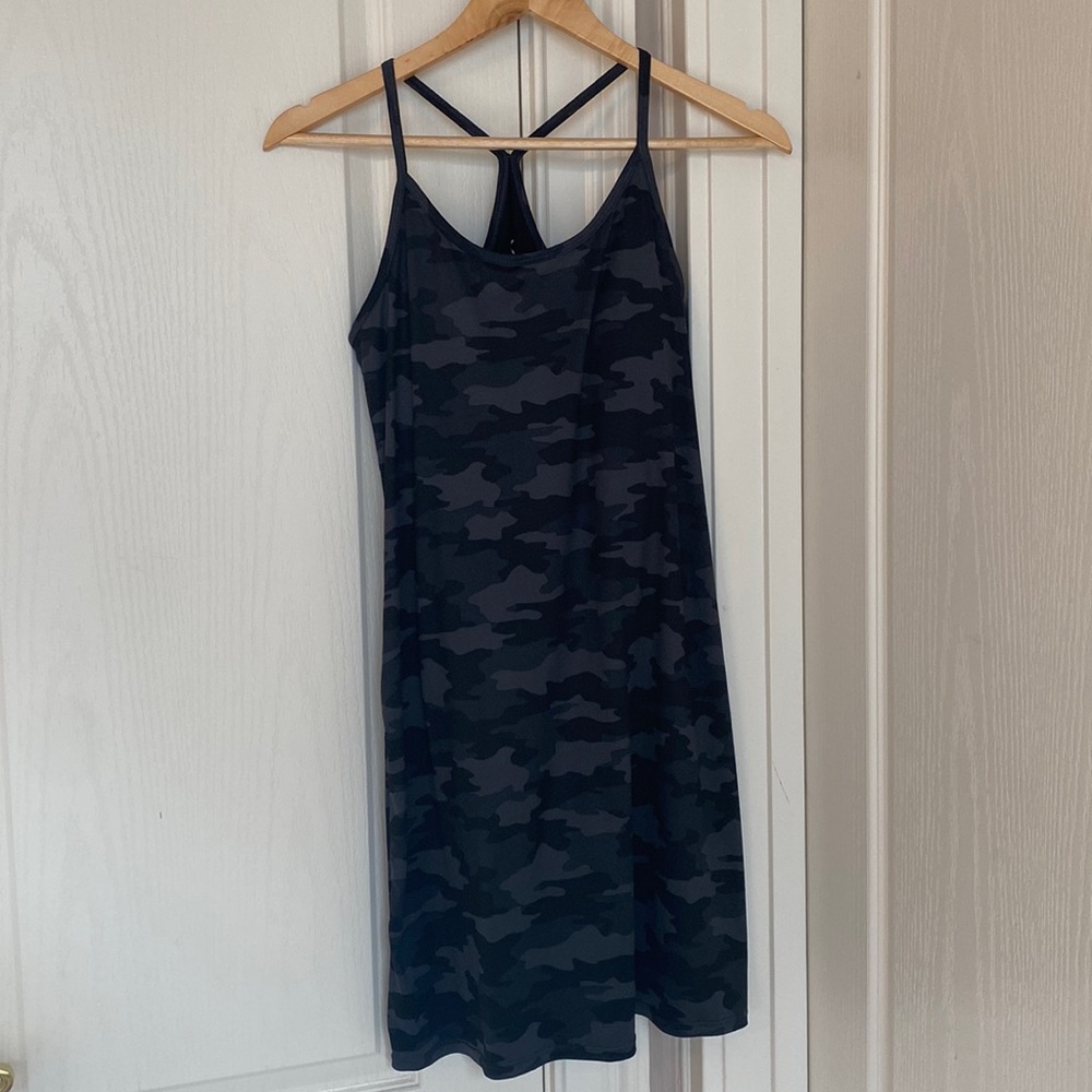 KYODAN Gray camo racer back sport dress